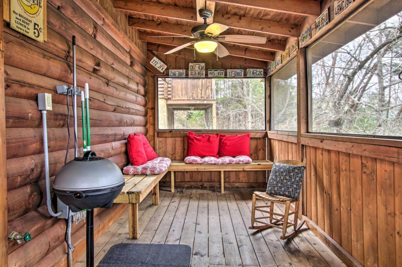 Pigeon Forge Cabin With Hot Tub And Mountain Views! Екстер'єр фото